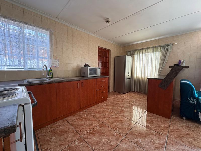 To Let 3 Bedroom Property for Rent in Woodlands Western Cape